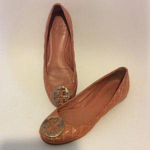 TORY BURCH GREAT PRE LOVED CONDITION